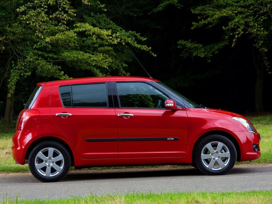  Suzuki Swift SZ-L 2009 года  (фото 8 из 10)